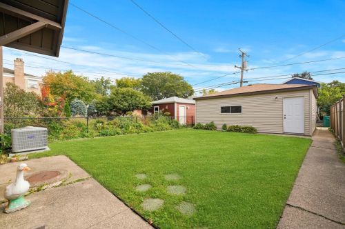 3709 Oak Park Ave, Forest View IL 60402-3902 exterior