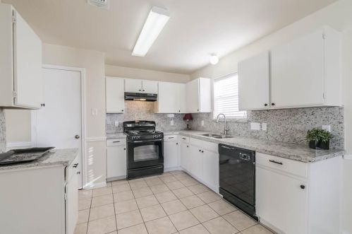 7318 Buchanan Dr, Richmond TX 77469-5968 exterior