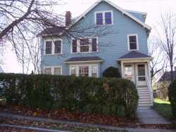 34 Hilltop St, Newton, MA 02458-1819