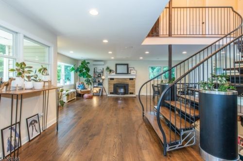 440 Stonetown Rd, Skyline Lakes NJ  07456-1200 exterior