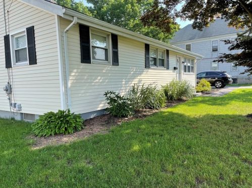 213 Buchanan St, New Bedford, MA 02746-1325