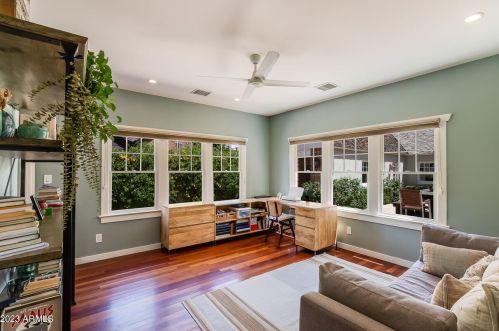 529 Cypress St, Phoenix AZ 85006-1840 exterior