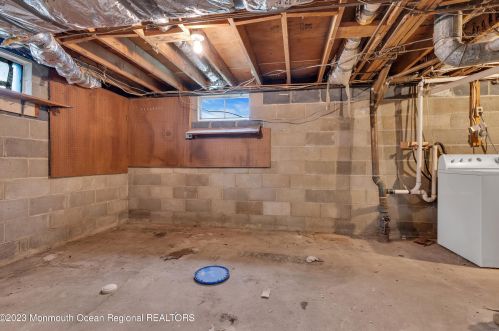 36 Drexel Dr, Jackson Twp NJ  08527-2328 exterior