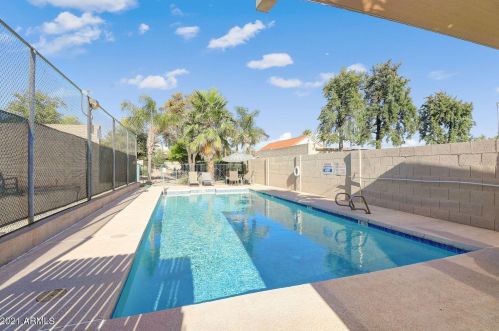 4245 43rd St, Phoenix AZ  85018-4213 exterior