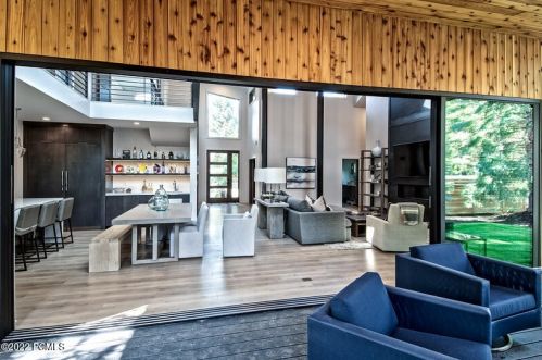 4928 Silver Spg, Park City UT 84098-6042 exterior