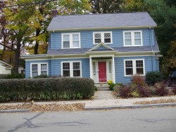 287 Homer St, Newton, MA 02459-1410
