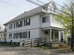 33 Pearl St, Newton, MA 02458-1635