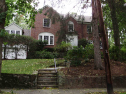 54 Valentine Park, Newton, MA 02465-2940