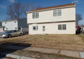 78 Markowitz St, Carteret, NJ 07008-2008