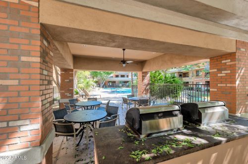 2989 44th St, Phoenix AZ 00000-7203 exterior