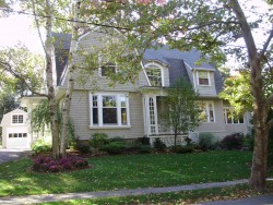 70 Montvale Rd, Newton, MA 02459-1363
