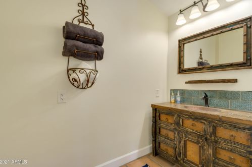 18620 44th Pl, Phoenix AZ 85050-6833 exterior