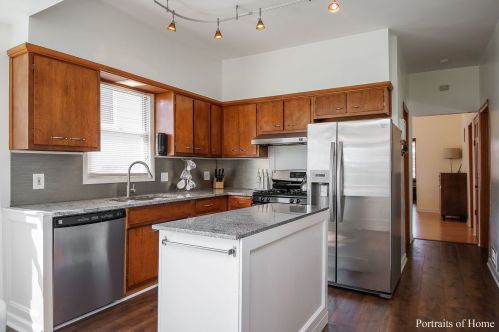 3729 Wenonah Ave, Forest View IL 60402-3949 exterior