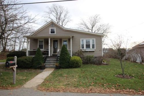 36 Malta St, Seekonk MA  02771-6123 exterior