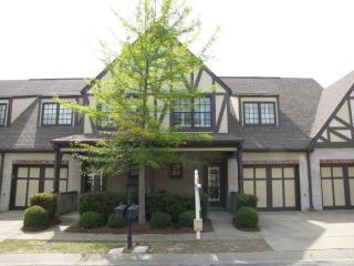 2244 Acton Park Cir, Birmingham, AL 35243-2555