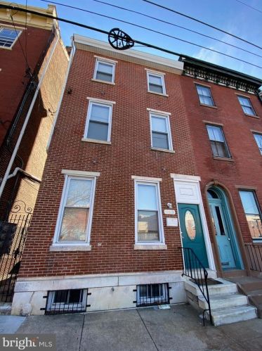 963 6th St, Philadelphia PA  19123-1405 exterior