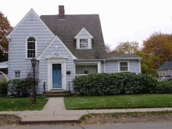 230 Homer St, Newton, MA 02459-1436