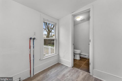 252 Greenwich Ave, West Deptford NJ  08066-2229 exterior