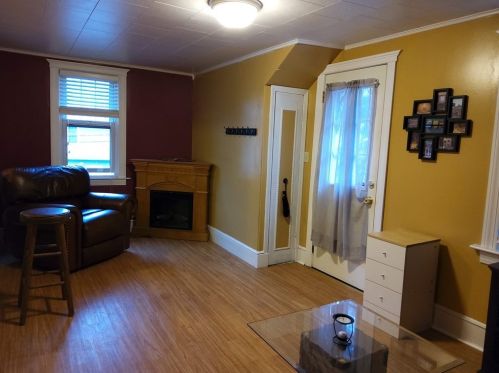 143 Commonwealth Ave, Worcester MA 01604-1962 exterior