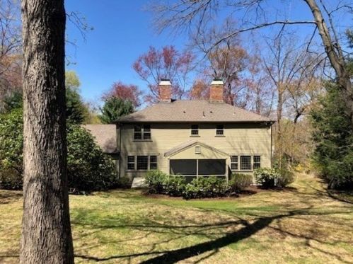 3 Granuaile Rd, Southborough, MA 01772-1421