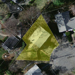 15 Glazer Rd, Newton MA 02459-2215 aerial view