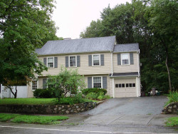 150 Concord St, Newton, MA 02462-1011
