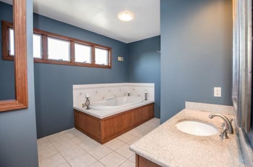 41 Lowell St, Lawrence MA 01841-4648 exterior