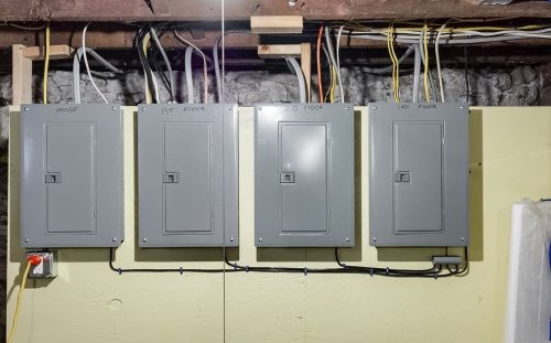 25 Marland Rd, Worcester MA 01606-3048 exterior