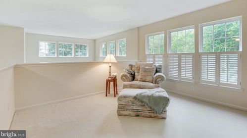 5424 Wooded Way, Columbia MD 21044-5722 exterior