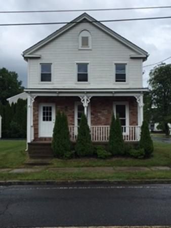 19 River St, Agawam, MA 01001-1220