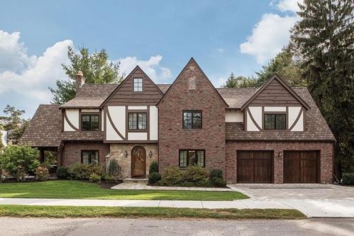 33 Plainfield St, Newton, MA 02468-1608