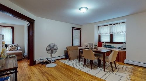 25 Circuit Ave, Worcester MA 01603-2159 exterior