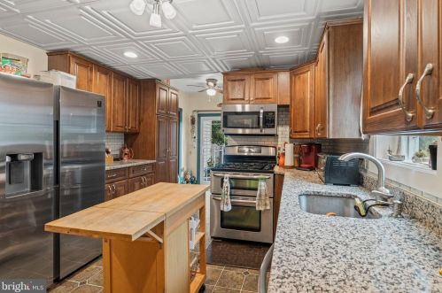 416 Highland Ave, West Deptford NJ 08096-5351 exterior