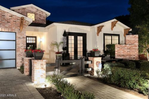 4535 39 St, Phoenix AZ 85008-3018 exterior