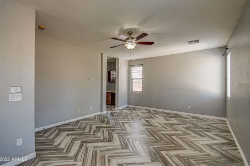 4217 73 Dr, Phoenix AZ 85033-2512 exterior