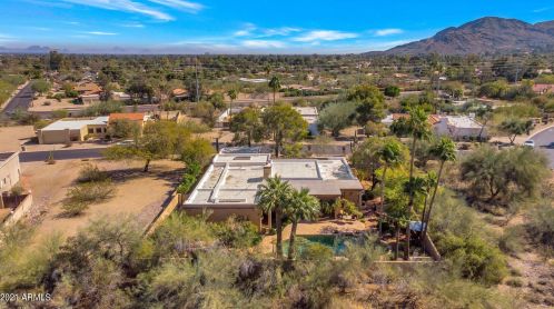 9416 47 St, Phoenix AZ 85028-5204 exterior