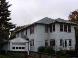 1623 Centre St, Newton, MA 02461-1256