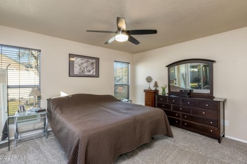 10602 42nd St, Phoenix AZ 85050-3376 exterior