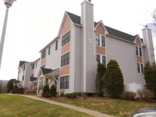 62 Heritage Ln, Hardyston NJ  07419-1330 exterior