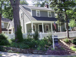 1289 Walnut St, Newton, MA 02461-1854