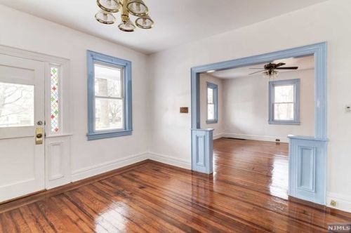 133 Grant Ave, Cresskill NJ 07626-1203 exterior