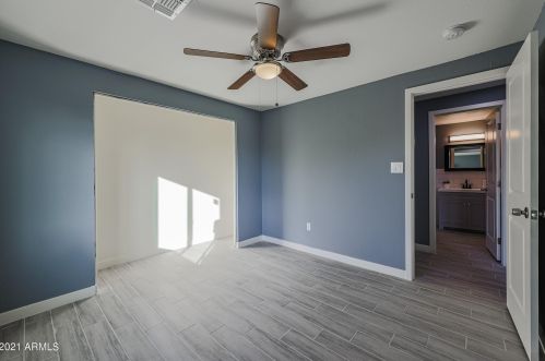 2201 65 Dr, Phoenix AZ 85033-1605 exterior