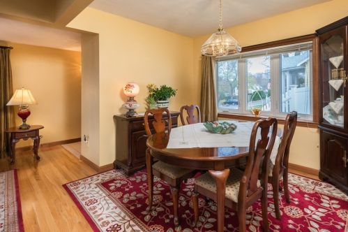 24 Volusia Rd, Hingham MA 02043-3041 exterior