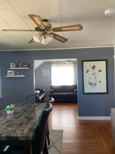 1282 Globe St, Fall River MA 02724-1387 exterior