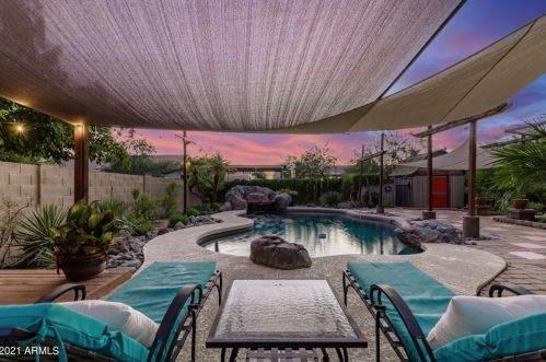 18824 30th St, Phoenix AZ  85050-3412 exterior