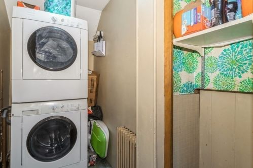 307 Pleasant St, Weymouth MA 02190-2621 exterior