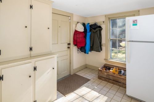 691 River St, Hingham MA 02061-2214 exterior