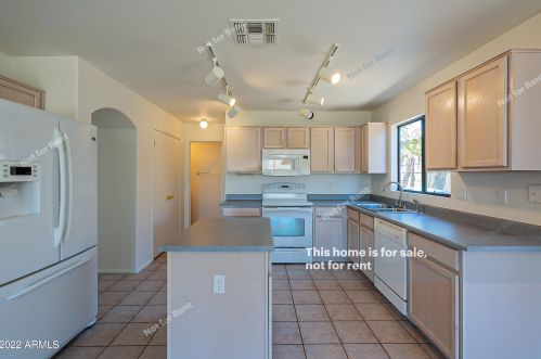 20247 34th St, Phoenix AZ  85050-4827 exterior