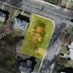 138 Garland Rd, Newton MA  02459-1710 aerial view