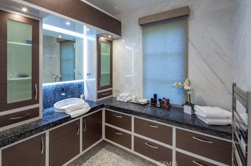 21 Watercress, Irvine CA 92603-0408 exterior